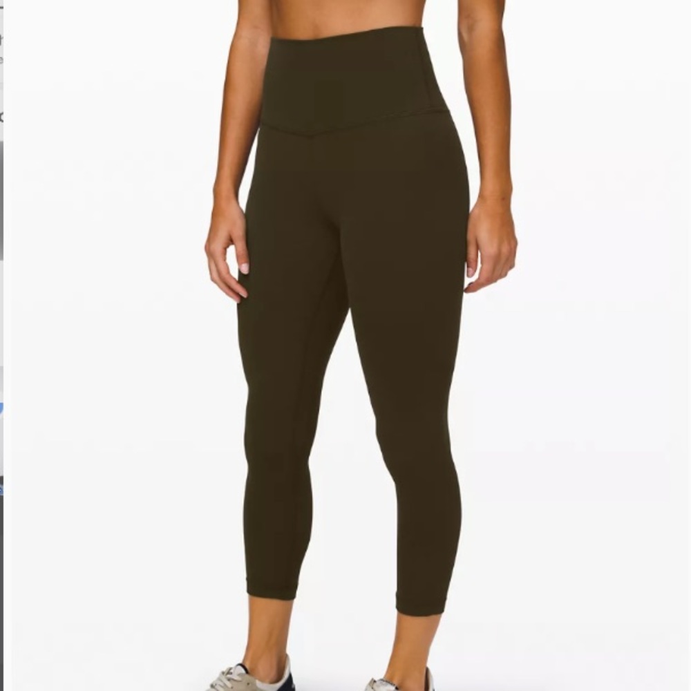 NWOT Lululemon Align HR Crop • size 8